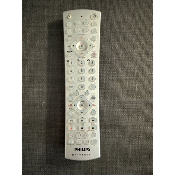 Genuine Philips CL019 8-Device Universal Remote Control - Picture 1 of 2